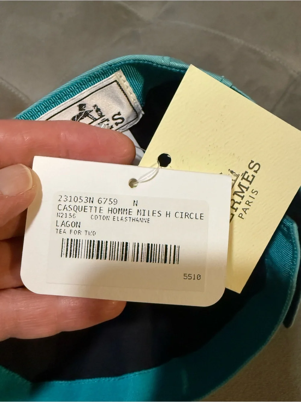 NWT, Unisex Hermes Baseball Cap with Navy 'H' Logo